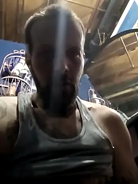 Snapshot of Whipit323 chatting on 04-10-26, 06:56 Whipit323 online show from 04-10-26, 06:56