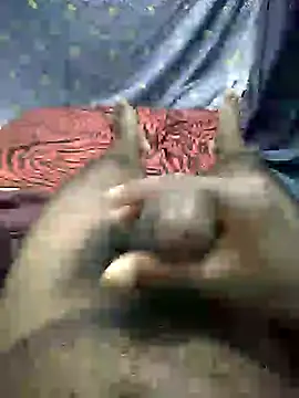 mallucallboy2104 online show from 12-25-24, 07:34