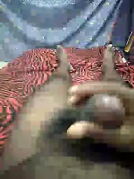 mallucallboy2104 online show from 01-24-25, 07:49