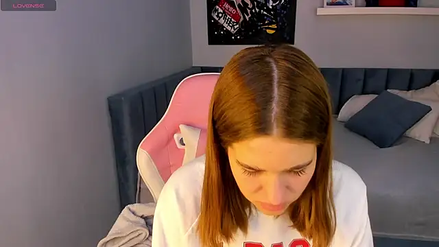 Jennifer Wadee online show from 03-09-26, 11:09