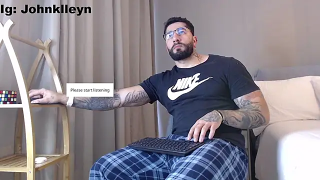 Snapshot of jonhklleyn chatting on 06-15-26, 08:33 jonhklleyn online show from 06-15-26, 08:33