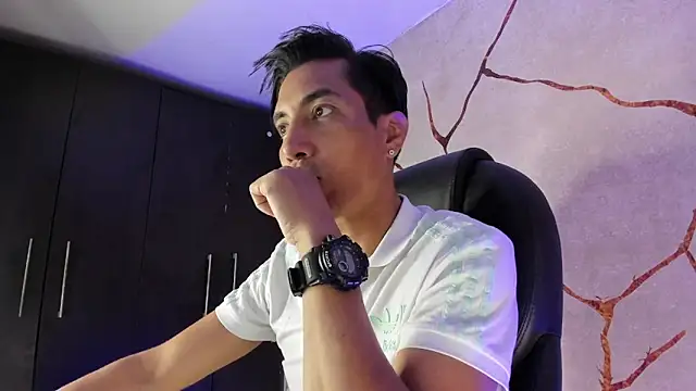 Snapshot of EdwardVlad chatting on 12-05-24, 07:28 EdwardVlad online show from 12-05-24, 07:28