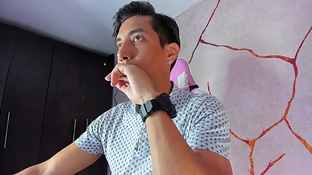 Snapshot of EdwardVlad chatting on 12-10-24, 07:22 EdwardVlad online show from 12-10-24, 07:22