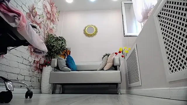 Snapshot of Cutie_Asya chatting on 05-13-26, 08:12 Cutie Asya online show from 05-13-26, 08:12