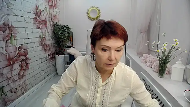 Snapshot of Cutie_Asya chatting on 06-17-26, 04:04 Cutie Asya online show from 06-17-26, 04:04