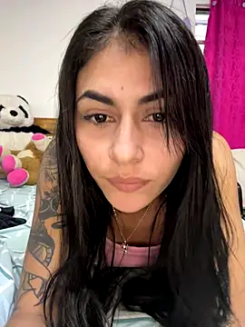 emilie xx  online show from 10-01-25, 08:04