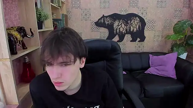 Snapshot of BillyHont chatting on 12-03-24, 03:22 BillyHont online show from 12-03-24, 03:22