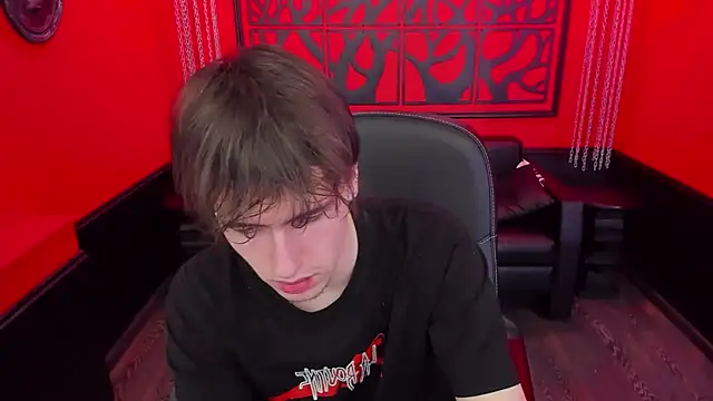 Snapshot of BillyHont chatting on 12-04-24, 03:54 BillyHont online show from 12-04-24, 03:54