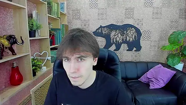 Snapshot of BillyHont chatting on 12-10-24, 07:32 BillyHont online show from 12-10-24, 07:32