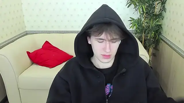 Snapshot of BillyHont chatting on 12-15-24, 06:26 BillyHont online show from 12-15-24, 06:26