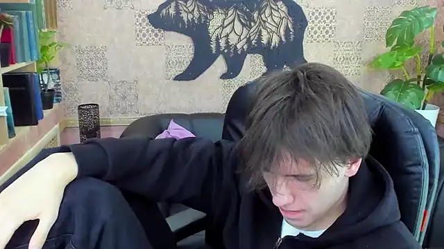 Snapshot of BillyHont chatting on 12-21-24, 06:12 BillyHont online show from 12-21-24, 06:12