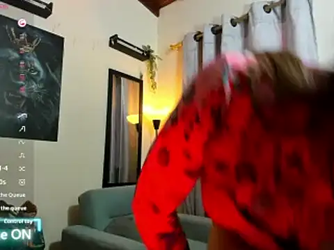 Snapshot of sabrina_clementss chatting on 01-11-25, 04:14 sabrina clementss online show from 01-11-25, 04:14