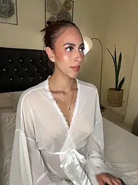 paauly online show from 06-19-26, 10:41