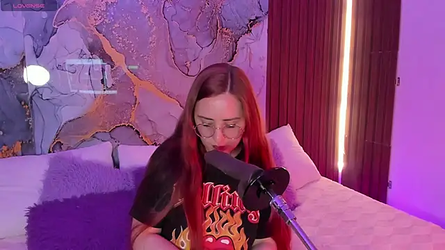 centaurigirl online show from 01-14-26, 03:34