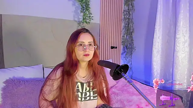 centaurigirl online show from 03-04-26, 03:56