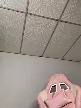 Snapshot of Amaliu_ chatting on 04-12-26, 02:22 Amaliu online show from 04-12-26, 02:22