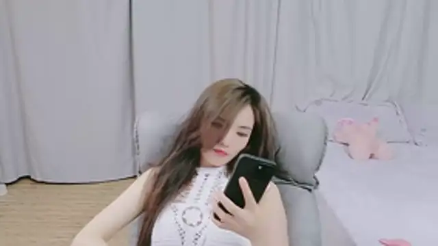 Snapshot of Mimiki-oo chatting on 03-11-26, 02:39 Mimiki-oo online show from 03-11-26, 02:39