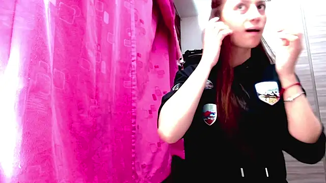 holy juli online show from 02-18-26, 02:29