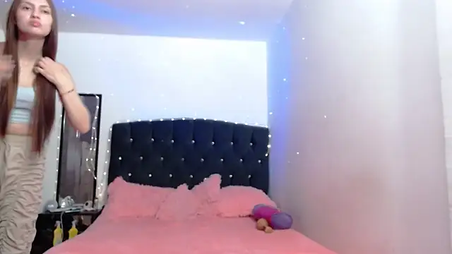 holy juli online show from 03-17-26, 03:33