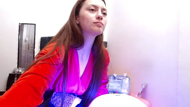 holy juli online show from 04-09-26, 06:19