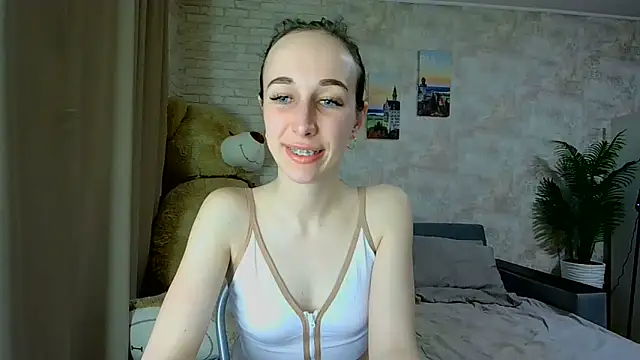 Anika bloom online show from 02-25-26, 05:44