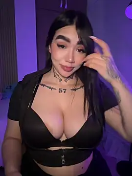 Nickiiiii online show from 03-14-26, 07:58