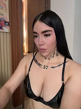 Nickiiiii online show from 07-10-26, 10:01