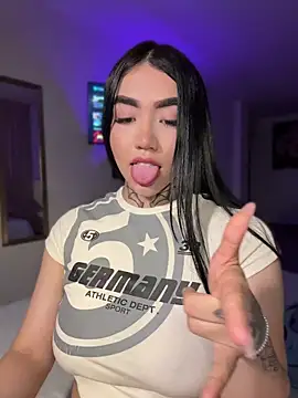 Nickiiiii online show from 07-23-26, 03:26