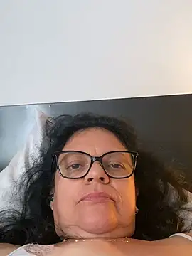 Snapshot of Sharongirl07 chatting on 07-07-26, 11:47 Sharongirl07 online show from 07-07-26, 11:47
