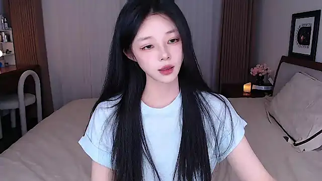 sweateanv  online show from 06-09-26, 12:06