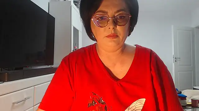 Amandamuller1982 online show from 05-20-26, 12:22