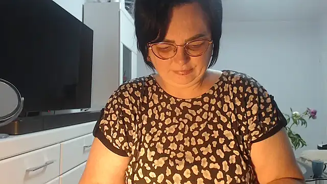 Amandamuller1982 online show from 05-31-26, 10:00