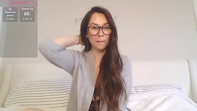 mixedasiangirl online show from 05-08-26, 06:57