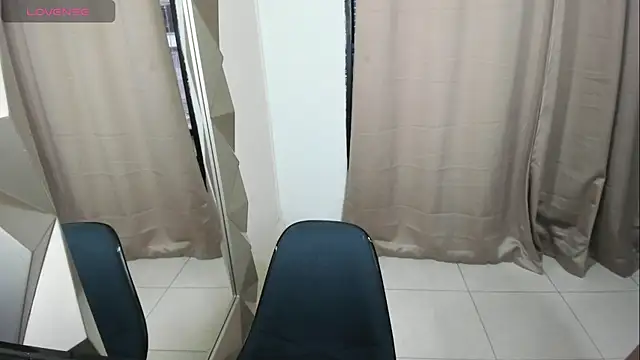 Mia scarlet69 online show from 01-06-26, 12:42