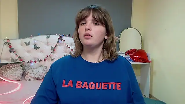 Snapshot of StaceyLex chatting on 04-20-26, 06:49 StaceyLex online show from 04-20-26, 06:49