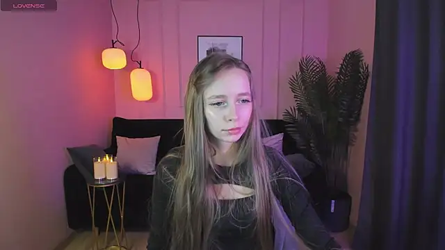 Snapshot of OliviaGentle chatting on 01-02-25, 07:07 OliviaGentle online show from 01-02-25, 07:07