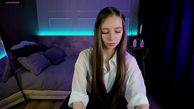 Snapshot of OliviaGentle chatting on 01-08-25, 03:40 OliviaGentle online show from 01-08-25, 03:40