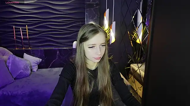 Snapshot of OliviaGentle chatting on 01-09-25, 10:20 OliviaGentle online show from 01-09-25, 10:20