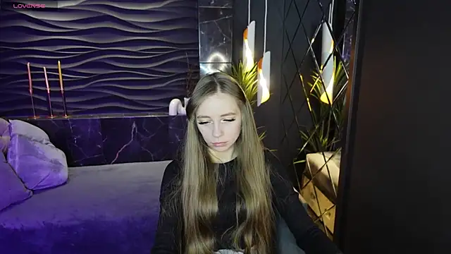 Snapshot of OliviaGentle chatting on 01-10-25, 01:21 OliviaGentle online show from 01-10-25, 01:21