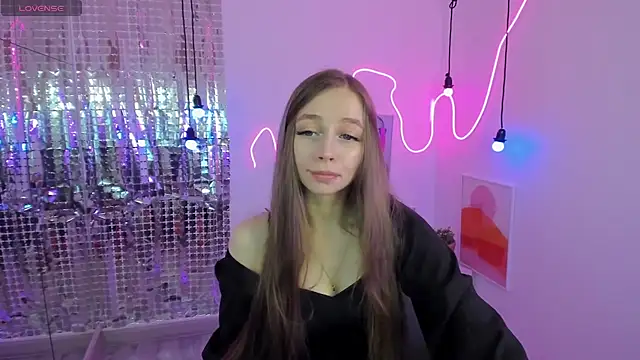 Snapshot of OliviaGentle chatting on 01-17-25, 10:12 OliviaGentle online show from 01-17-25, 10:12