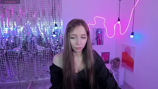 Snapshot of OliviaGentle chatting on 01-18-25, 04:26 OliviaGentle online show from 01-18-25, 04:26