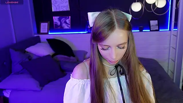 Snapshot of OliviaGentle chatting on 01-25-25, 02:47 OliviaGentle online show from 01-25-25, 02:47