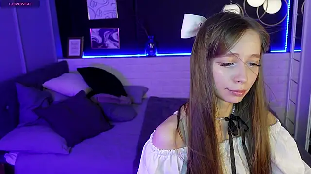 Snapshot of OliviaGentle chatting on 01-25-25, 08:53 OliviaGentle online show from 01-25-25, 08:53