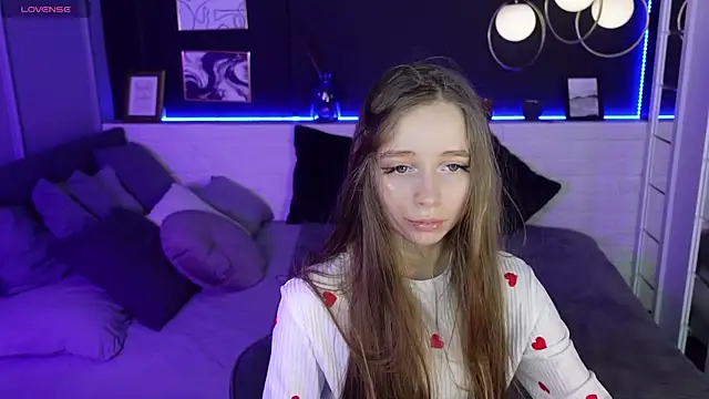 Snapshot of OliviaGentle chatting on 01-27-25, 01:59 OliviaGentle online show from 01-27-25, 01:59