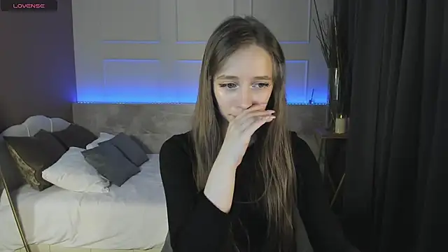 Snapshot of OliviaGentle chatting on 01-29-25, 10:43 OliviaGentle online show from 01-29-25, 10:43