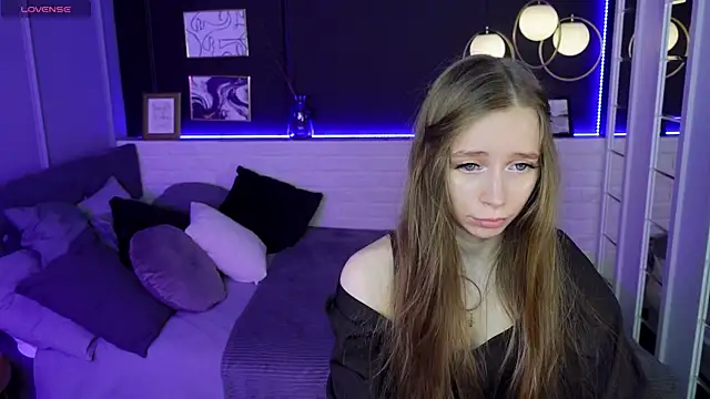 Snapshot of OliviaGentle chatting on 02-02-25, 03:32 OliviaGentle online show from 02-02-25, 03:32