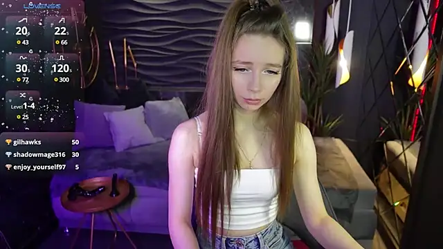 Snapshot of OliviaGentle chatting on 02-12-25, 01:30 OliviaGentle online show from 02-12-25, 01:30