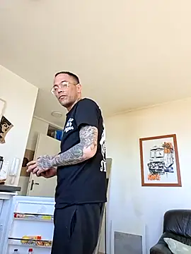 mileflav0r online show from 04-09-26, 07:58