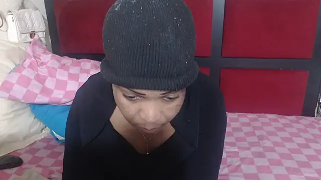 MaximTease24 online show from 04-06-26, 05:41