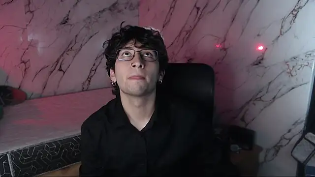 Dereck Dickson online show from 04-07-26, 04:35